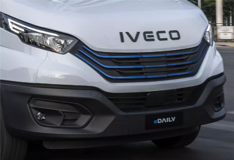 Iveco Edaily Electric Van Was Named One To Watch Electric Hunter