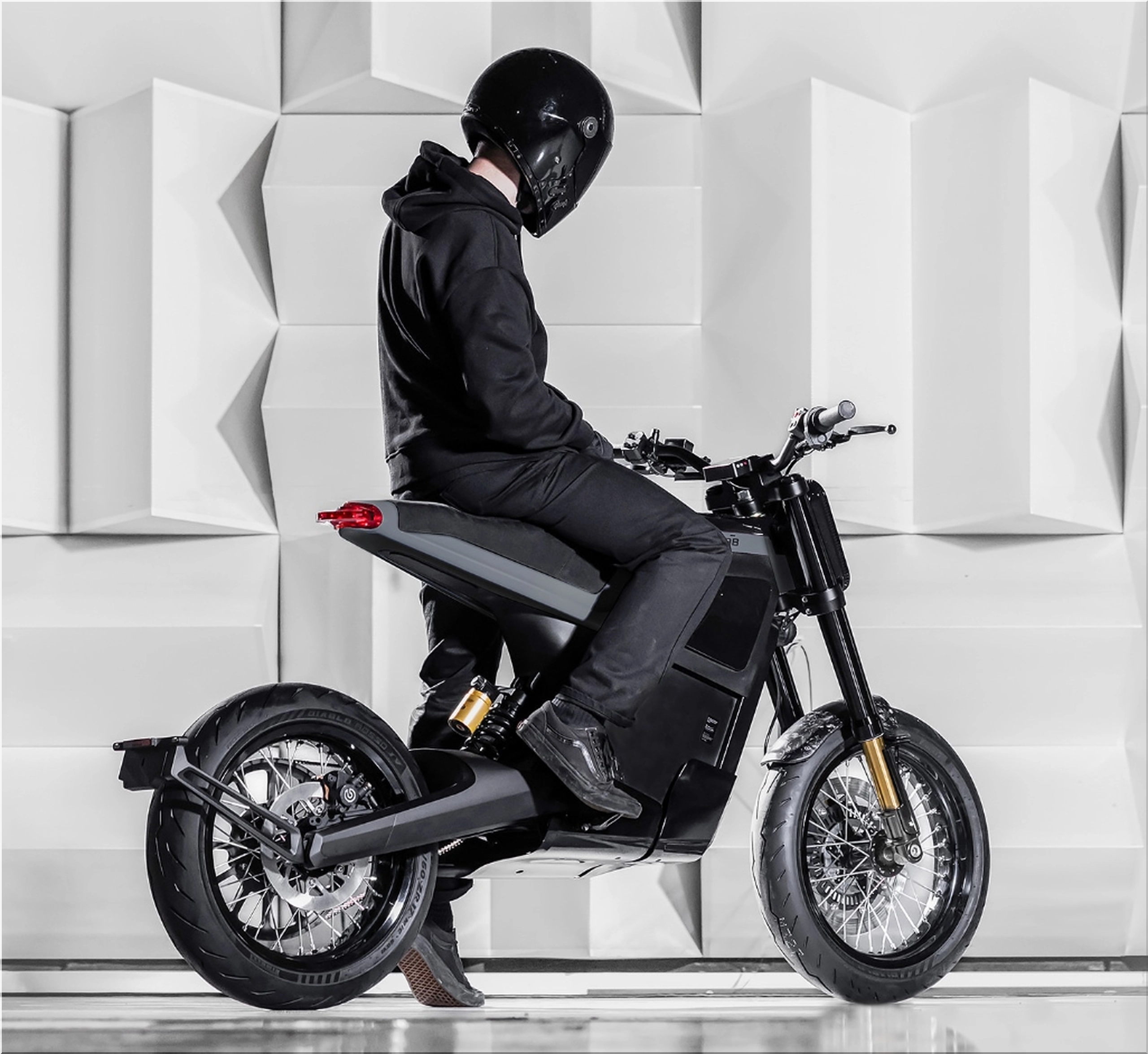 The DAB 1a Electric Motorcycle: Gearless, Green, and Packed with ...