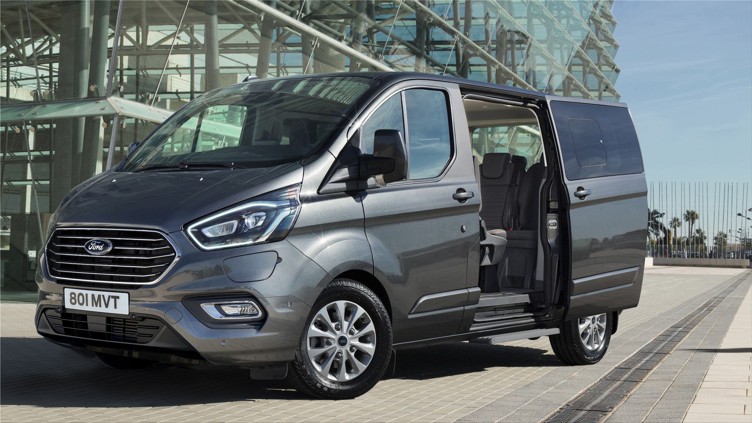 Ford Transit Custom Plug-In Hybrid with Geofencing technology | Electric Hunter