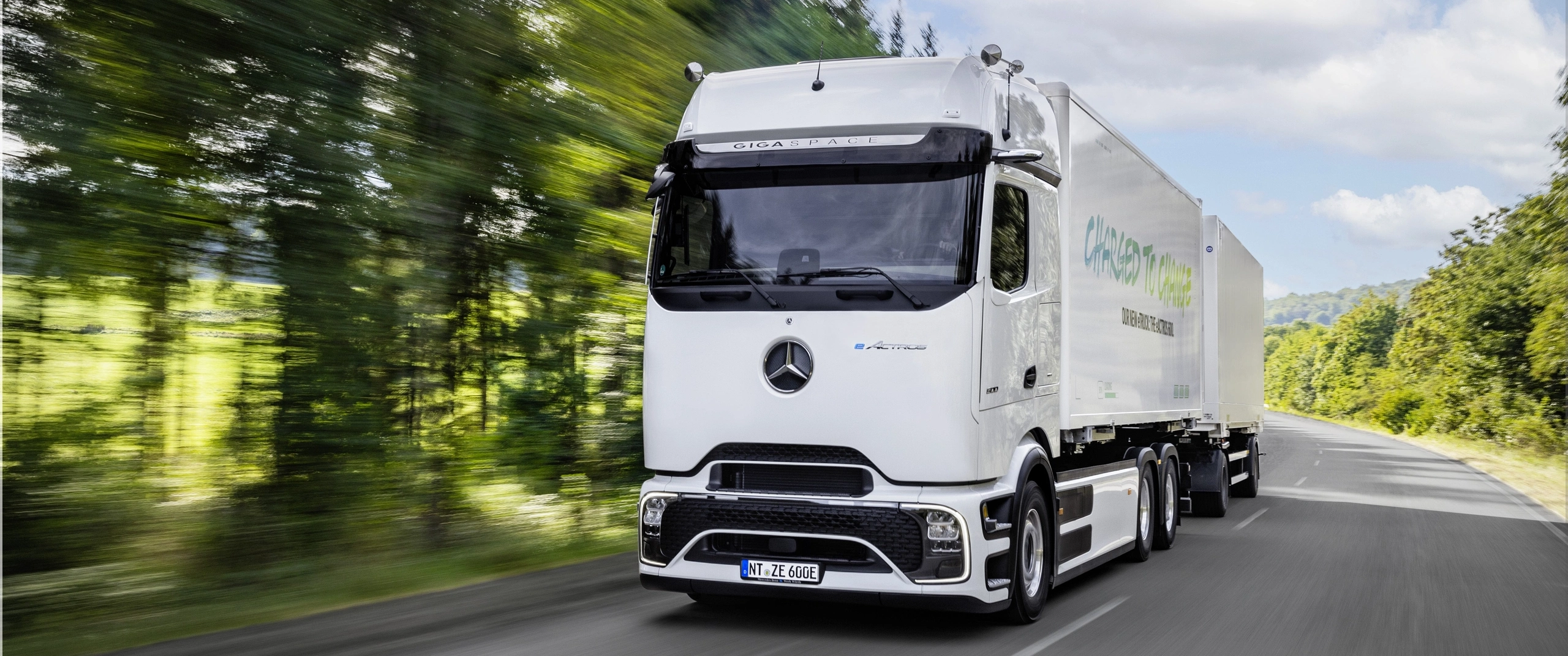 Mercedes-Benz eActros 600: The Electric Truck That Can Outperform ...