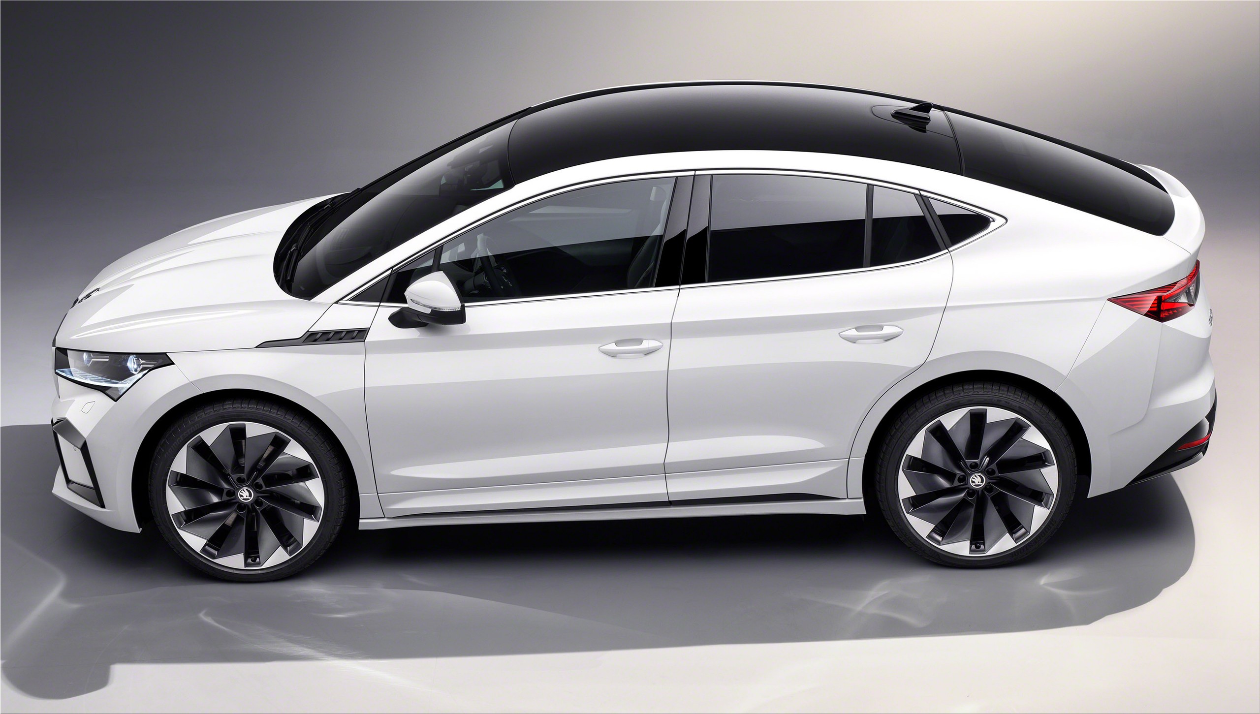 The new Skoda Enyaq Coupe iV embodies refined electric mobility ...