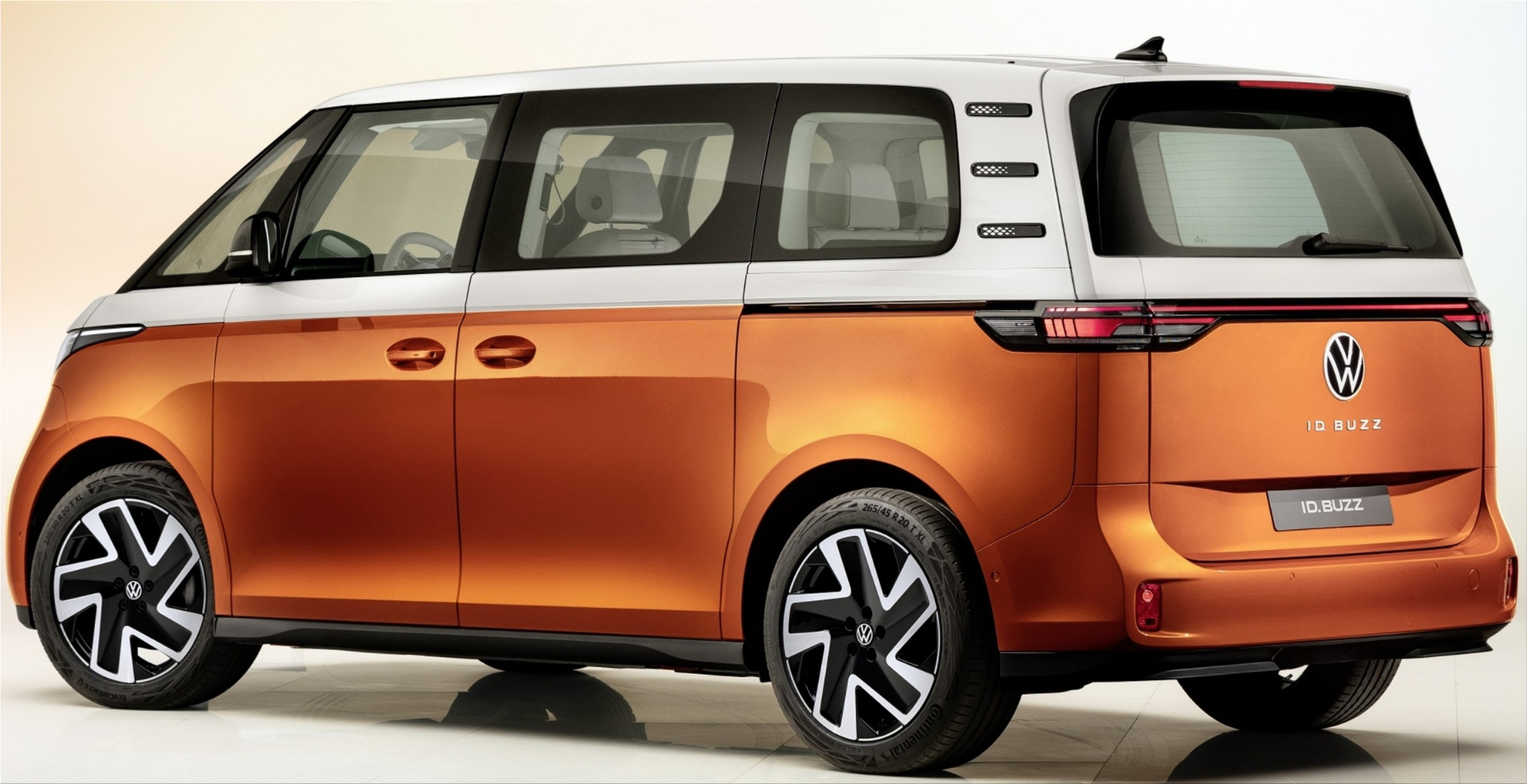 The Volkswagen ID. Buzz electric minivan from 64,000 euros | Electric ...