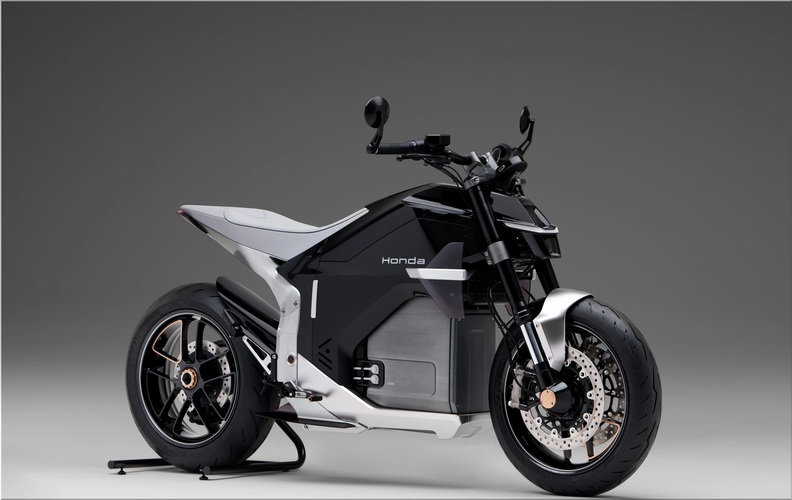 Honda Unveils CuttingEdge Electric Motorcycle Concepts at EICMA 2024