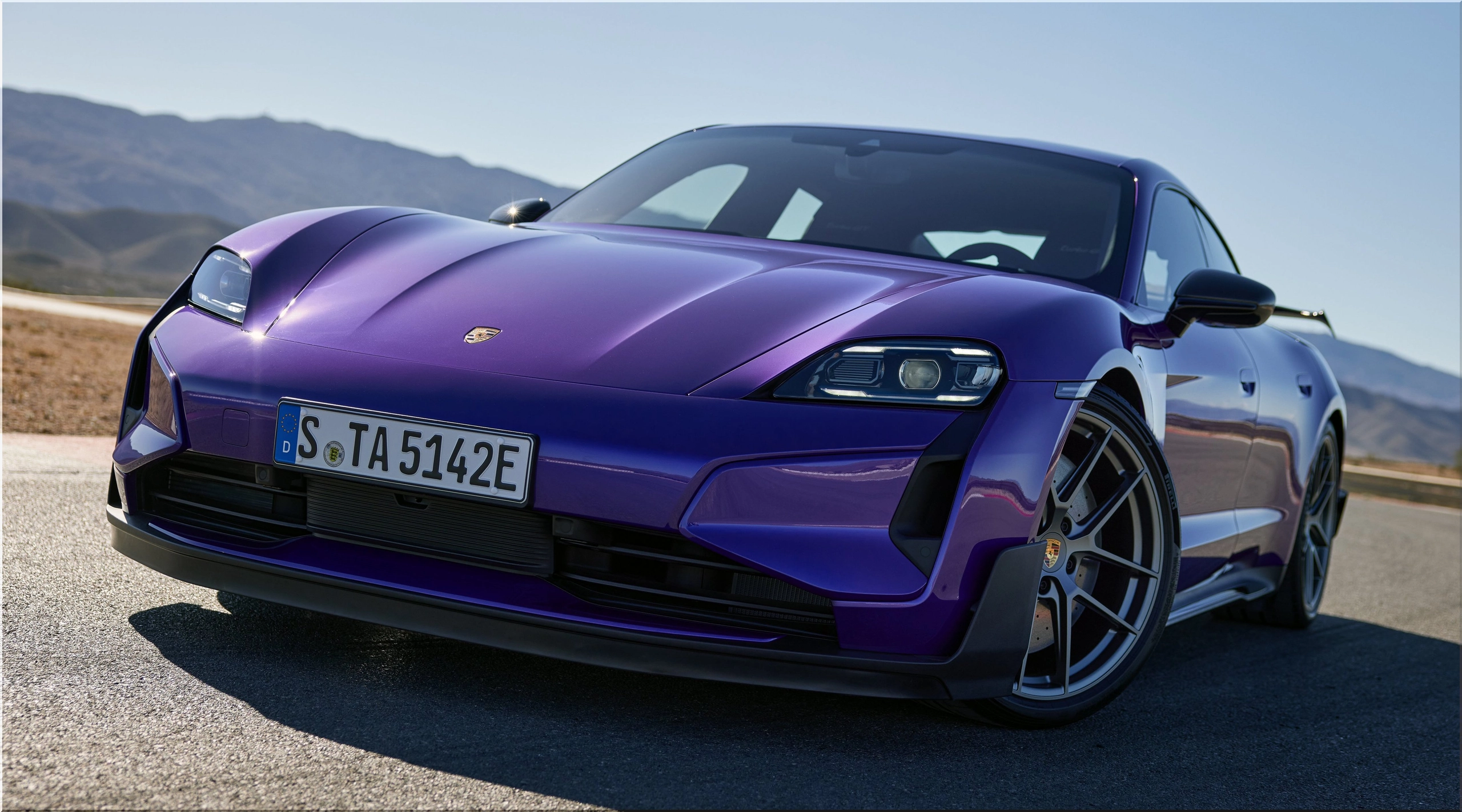 Porsche Unleashes the Taycan Turbo GT: Electric Performance Reaches New ...