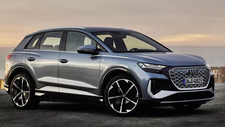 The new Audi Q4 e-tron fully electric SUV: official images and info ...