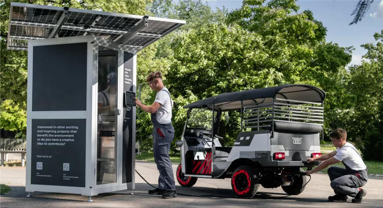 Electric rickshaws in India