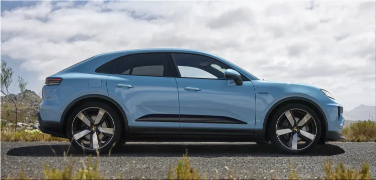 Porsche Macan EV