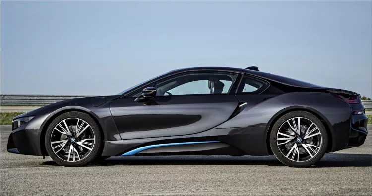 BMW i8